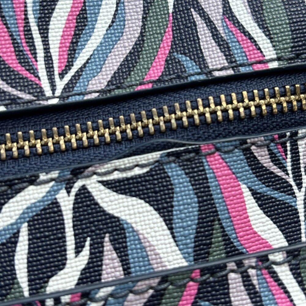 FOSSIL Multi-Colored Botanical PVC/Leather Crossbody Purse Bag Preowned - Picture 6 of 13